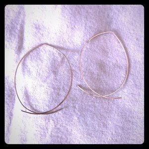 Minimalist Split Hoop Earrings
